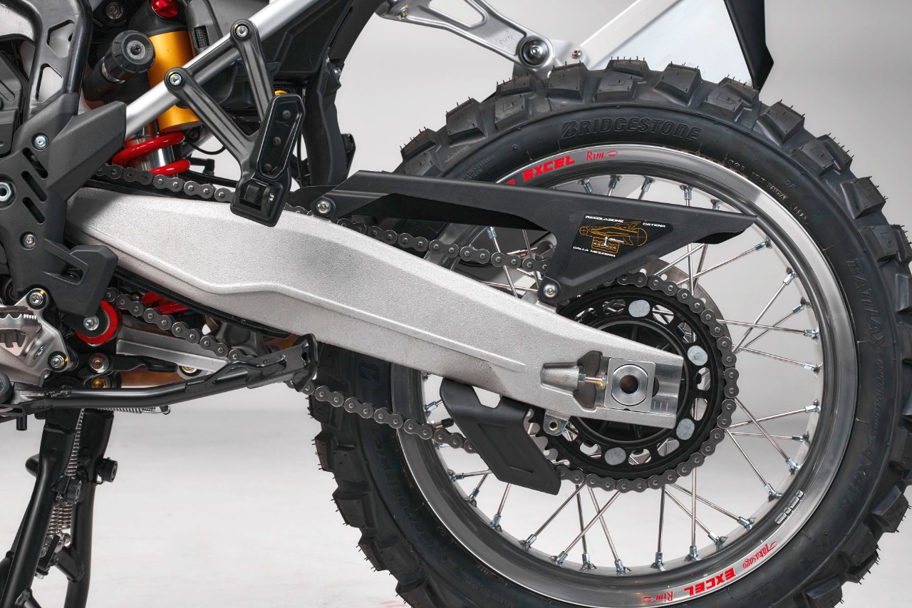 Test ANTEPRIMA - MV Agusta LXP Orioli: lucida follia +VIDEO+